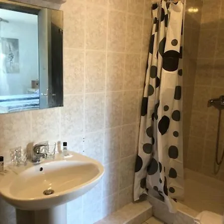 Cafe Theatre Chez Tonton Bed & Breakfast Saint-Aubin (Lot-et-Garonne)